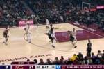 乱箭穿心！迪恩&middot;韦德三分再进 骑士连中4记三分轰出16-0！